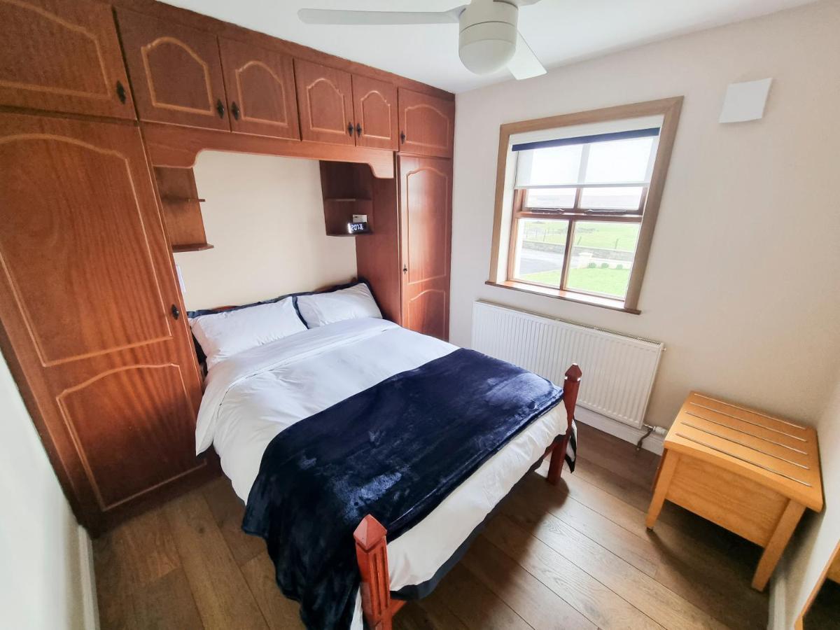 3 Bed Renovated Cottage Carramore Lake, Belmullet Ballina  Εξωτερικό φωτογραφία